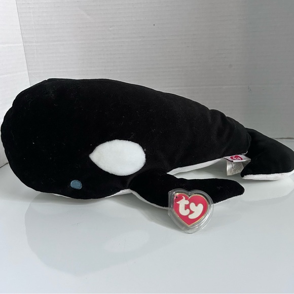 Vintage 1996 Ty PILLOW PALS tide the orca whale 14” long 6” tall - Picture 2 of 7